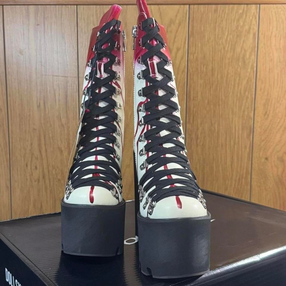 Bloody Red and white Trick 'n' Treat platform boots BRAND NEW SIZE 10 WOMENS‎ - Picture 3 of 6